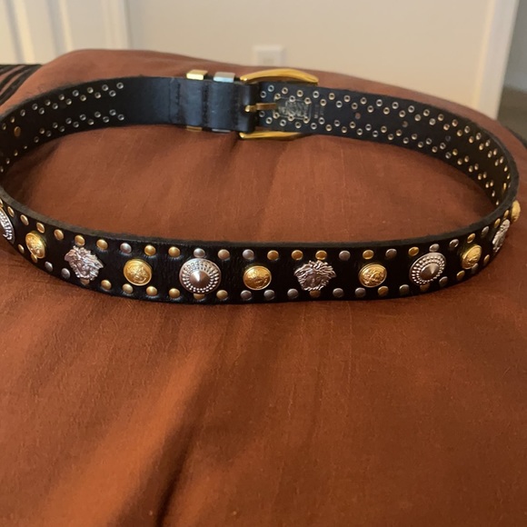 Gianni Versace Vintage Belt, EUC, BEAUTIFUL main image 9